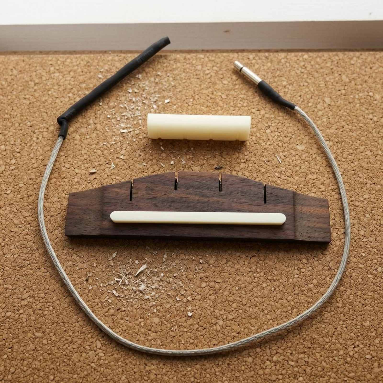 Ukulele Bridge Set ABS Ukulele - مراجعة Ukulele Beginner Kit وسعره